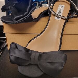 Nwt Steve Madden Black Satin Bow Ankle-Strap Sandals